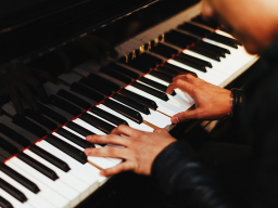 Webinar: EASY PIANO , Selbstbegleitung am Klavier