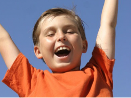 Webinar: Warum immer mehr Kinder im Schulkindalter noch ins Bett machen