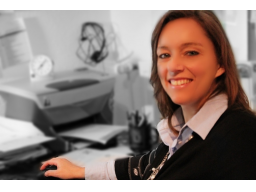 Webinar: Dr. Eva Maria Bäcker - Hilfe, mein Chef räumt mich auf!