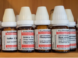Webinar: Mit Homöopathie gut durch die Wechseljahre