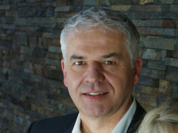 Webinar: Online-Erfolgsschmiede-Programm: RUDOLF BLEICHER "Mit der Kraft der strategischen Ausrichtung zu unternehmerischem Erfolg"