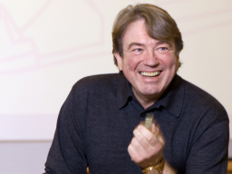 Webinar: Online-Erfolgsschmiede-Programm: KLAUS KOBJOLL "Wa(h)re Herzlichkeit - Wie Sie Ihre Kunden wirklich begeistern"