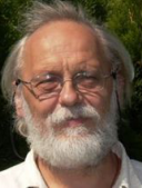 ---- Wolfgang Macek