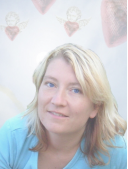 Nicole SelissjaAna Hartung